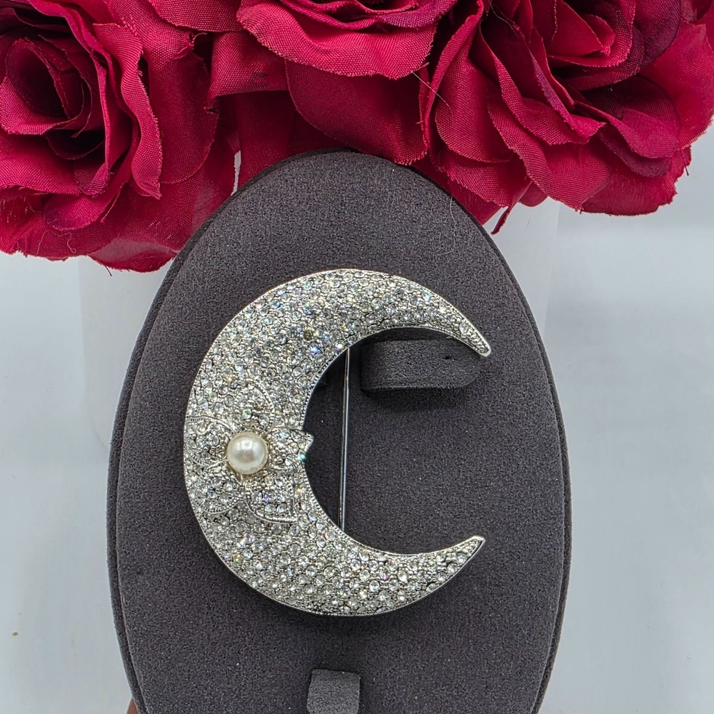Sparkling Moon Celestial Brooch Rhinestone Pearl Inlaid Star‎ Accent Silver Tone